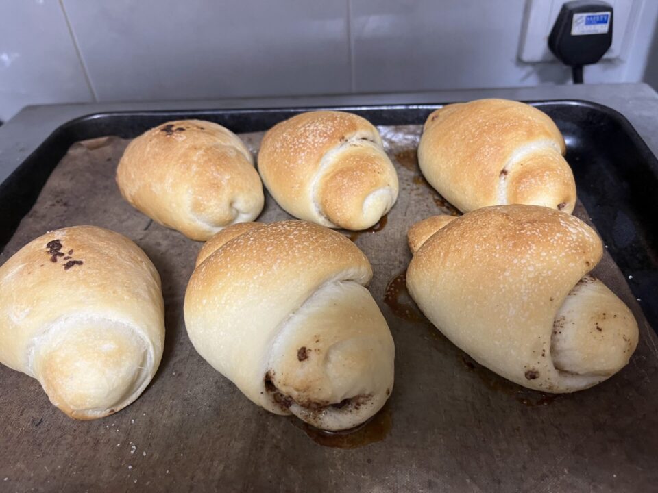 塩パン、チョコパン、シナモンレーズンパン、できました!