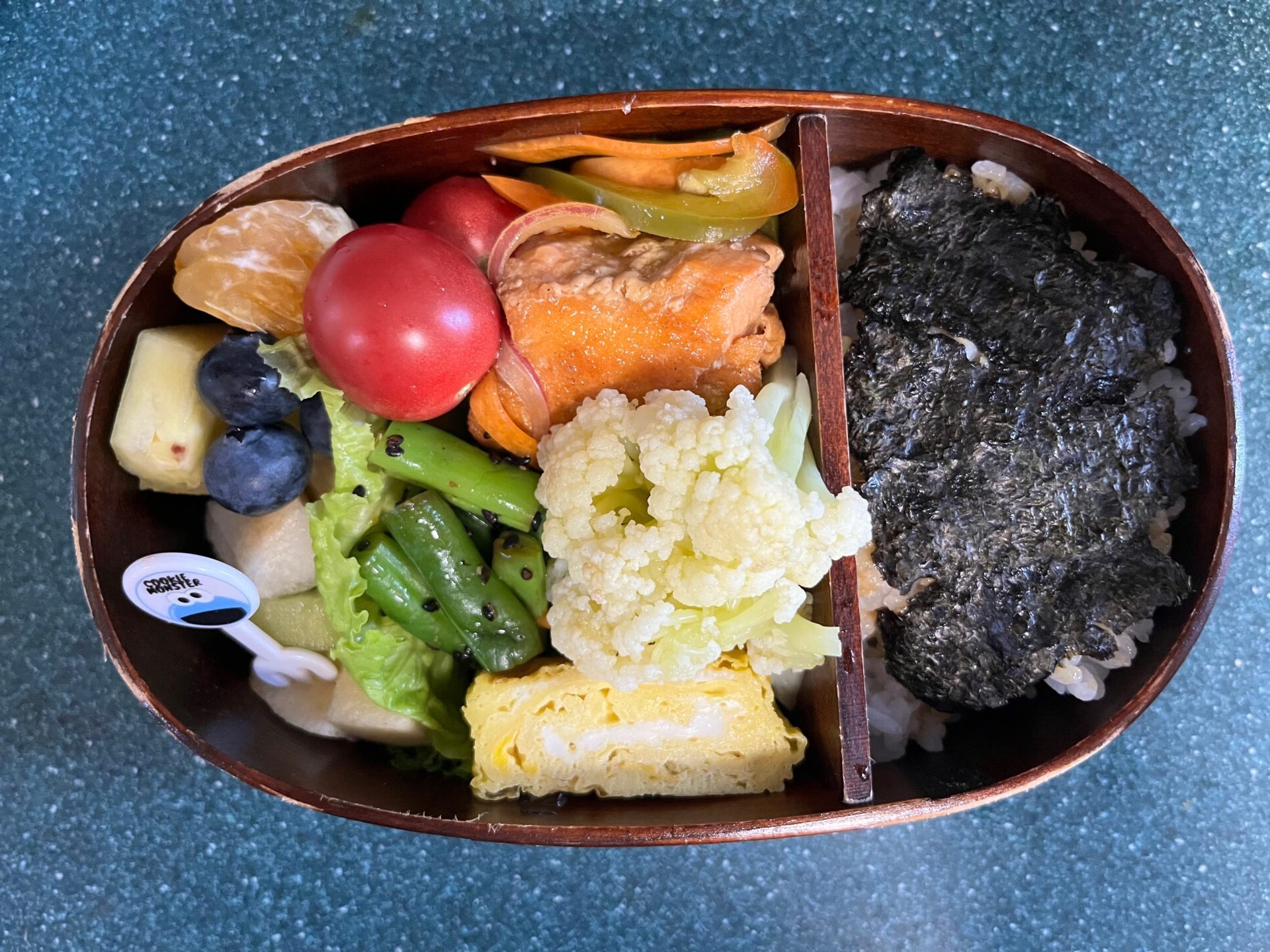 今日のお弁当(5/19)
メインは鮭の焼き浸しでした
