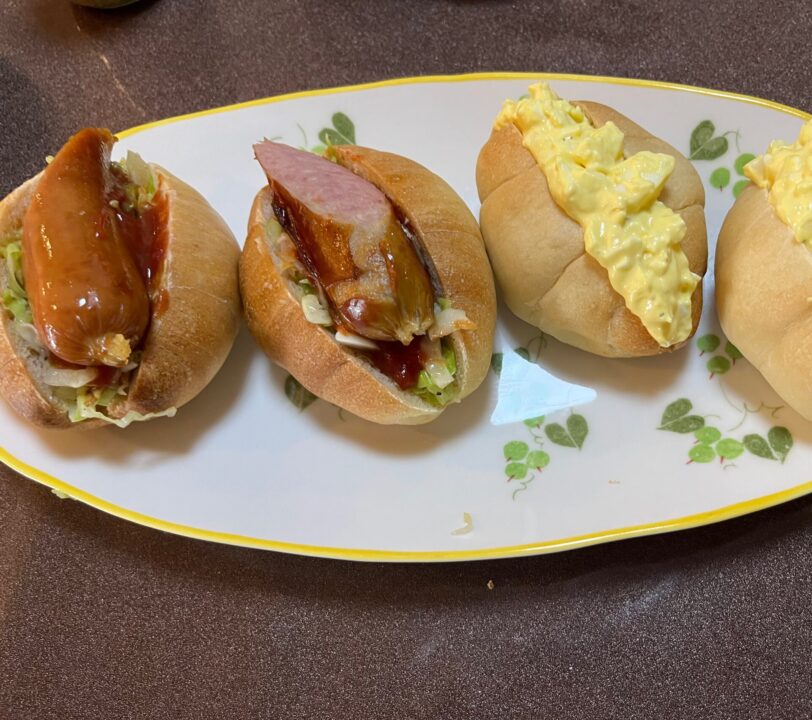ホットドッグと卵サンド完成