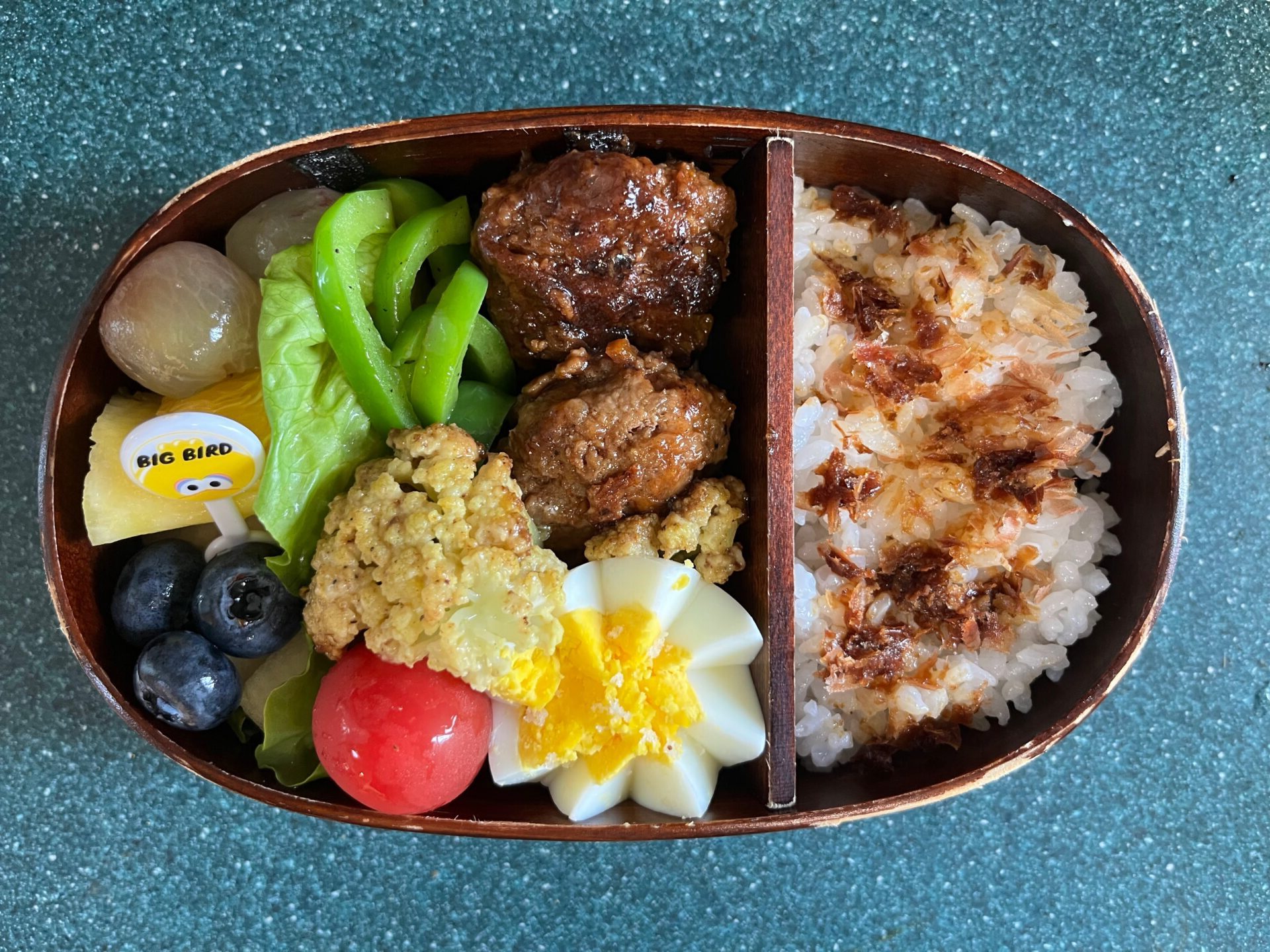 今日のお弁当(5//27)
メインはハンバーグでした