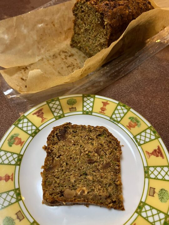 ズッキーニブレッドを朝ごはんに