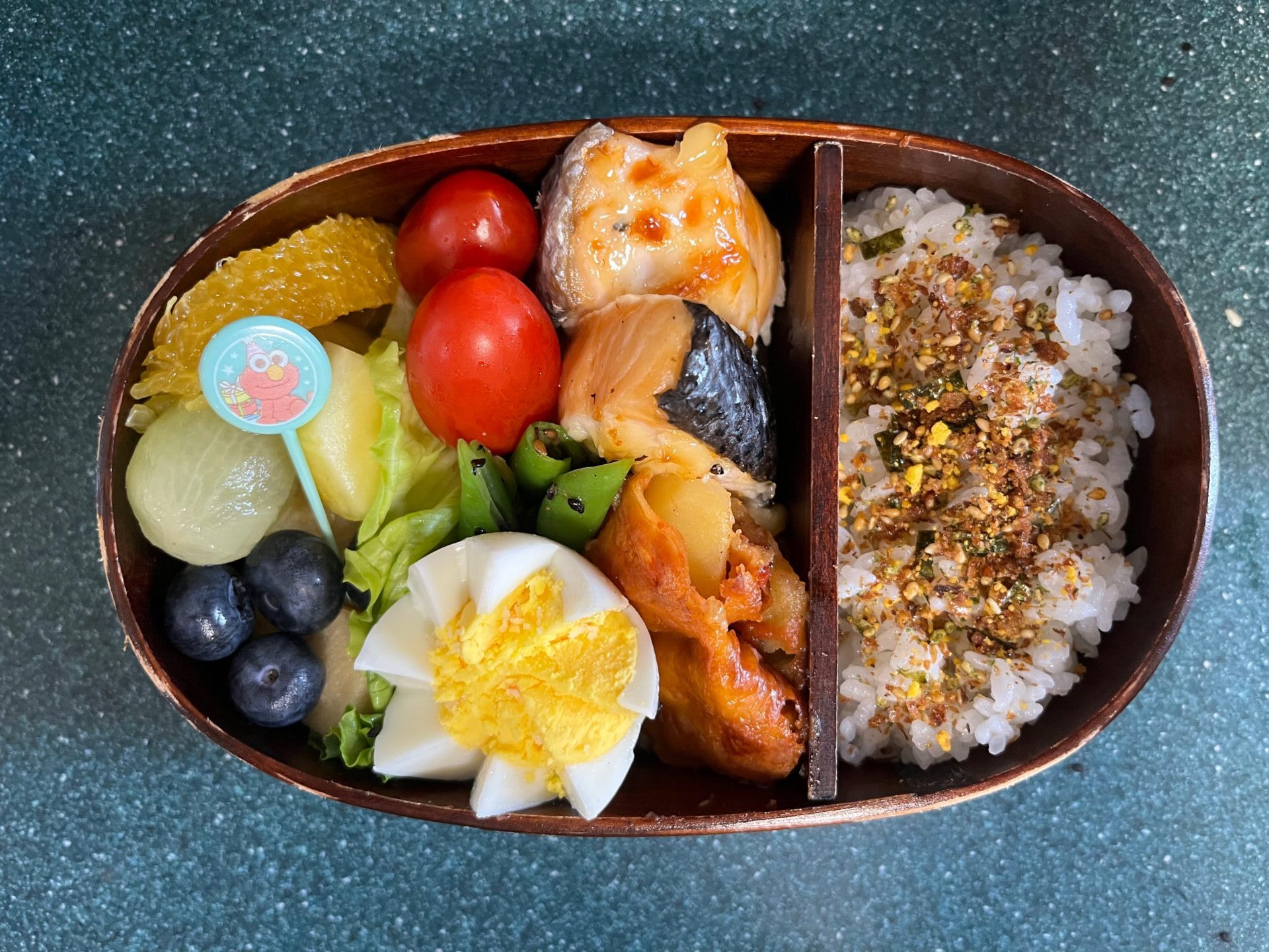 今日のお弁当(5/29)
メインは鮭のマヨネーズ焼きでした