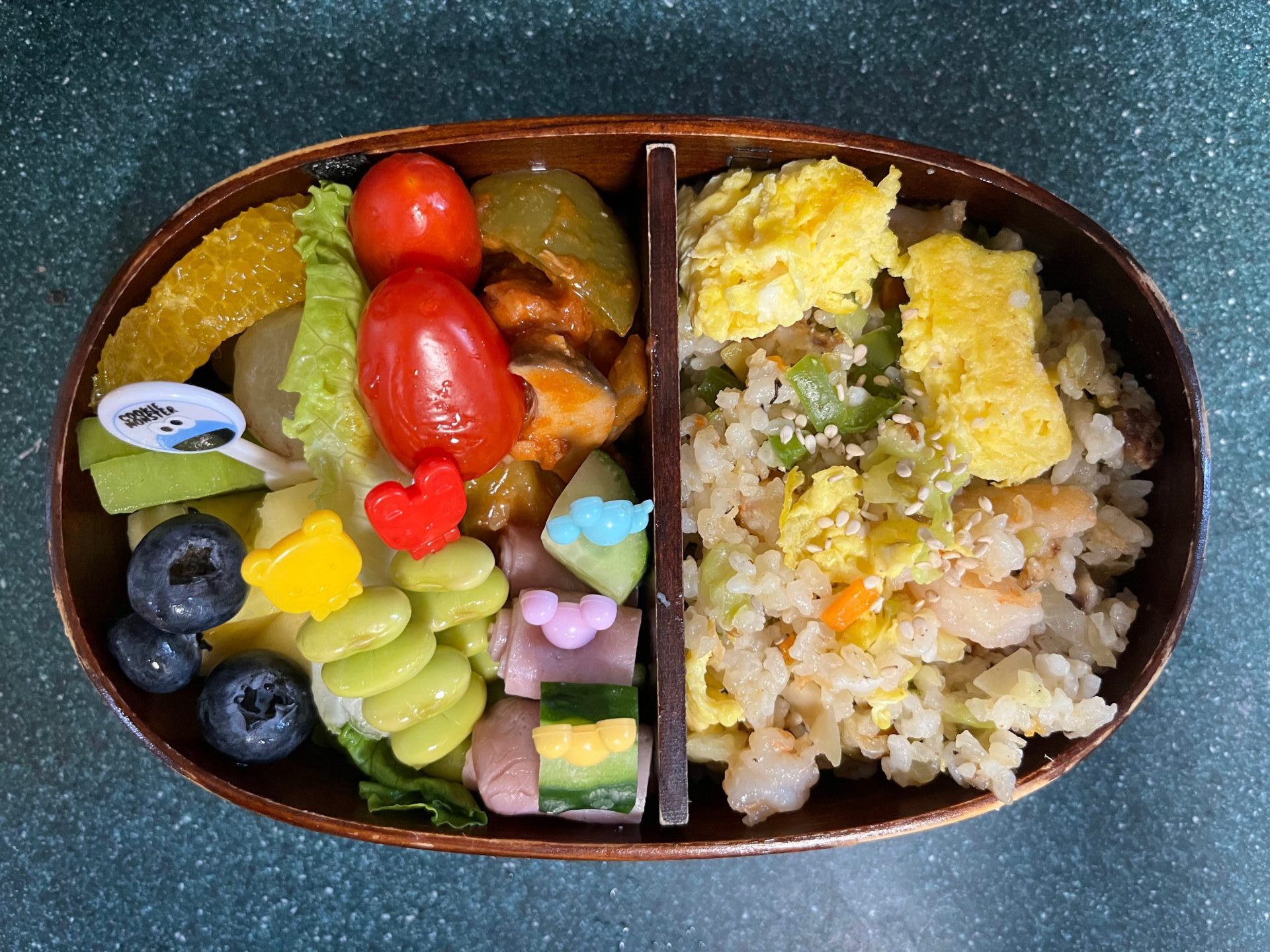 今日のお弁当(5/30)
エビチャーハンでした