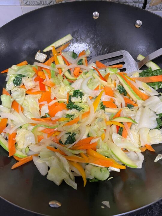 先に炒めた野菜