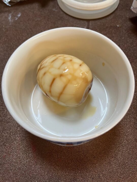 味の染みた茶玉子