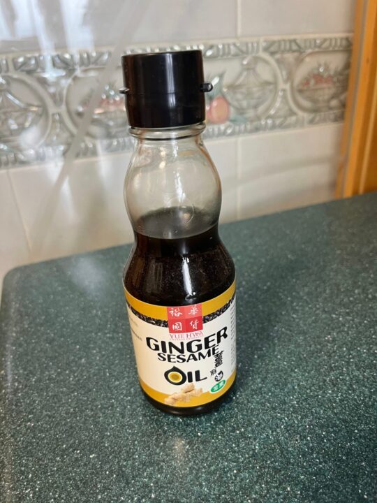 裕華國貨の生姜胡麻油