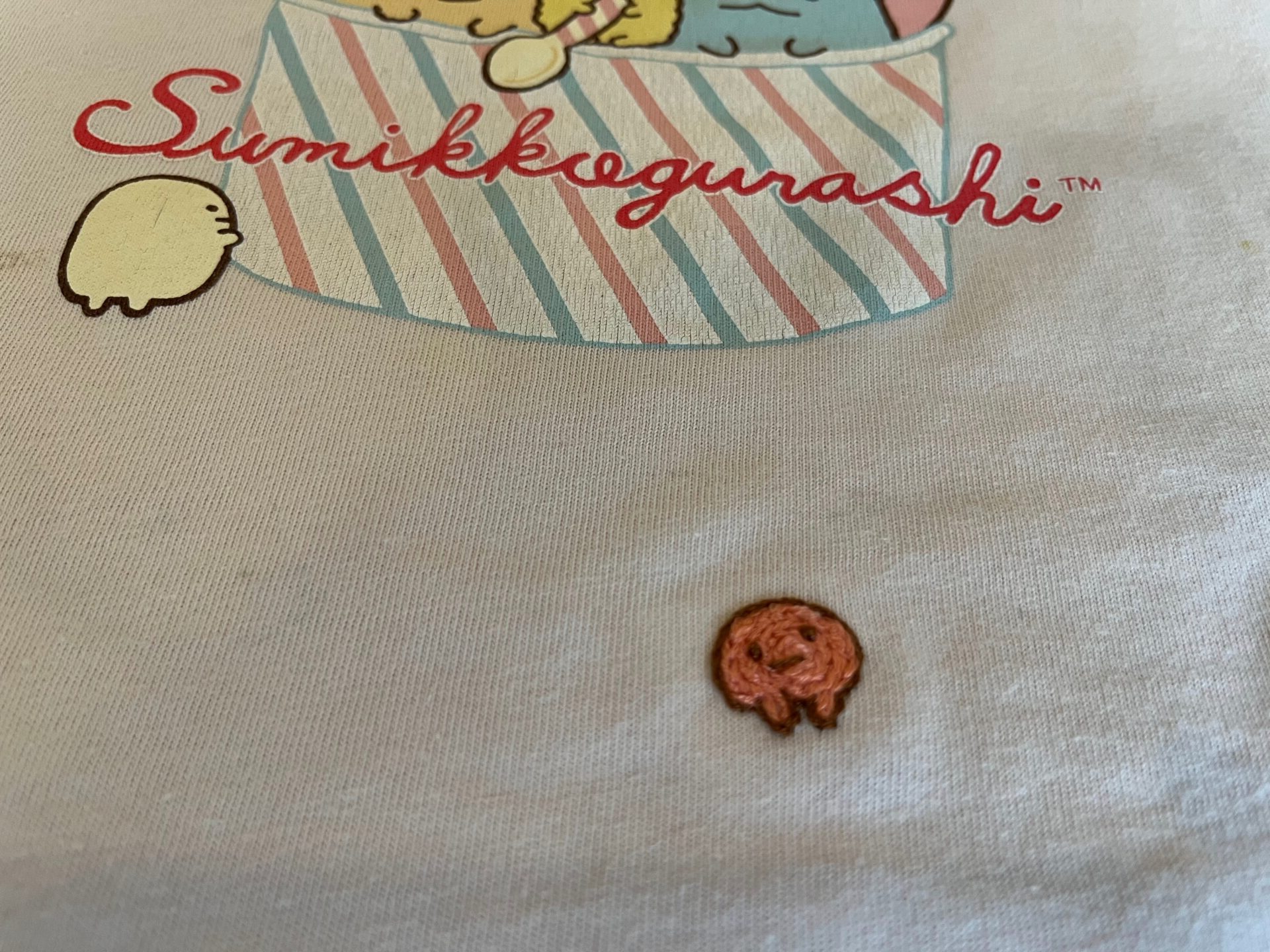 穴を塞いで、たぴおか、を刺繍