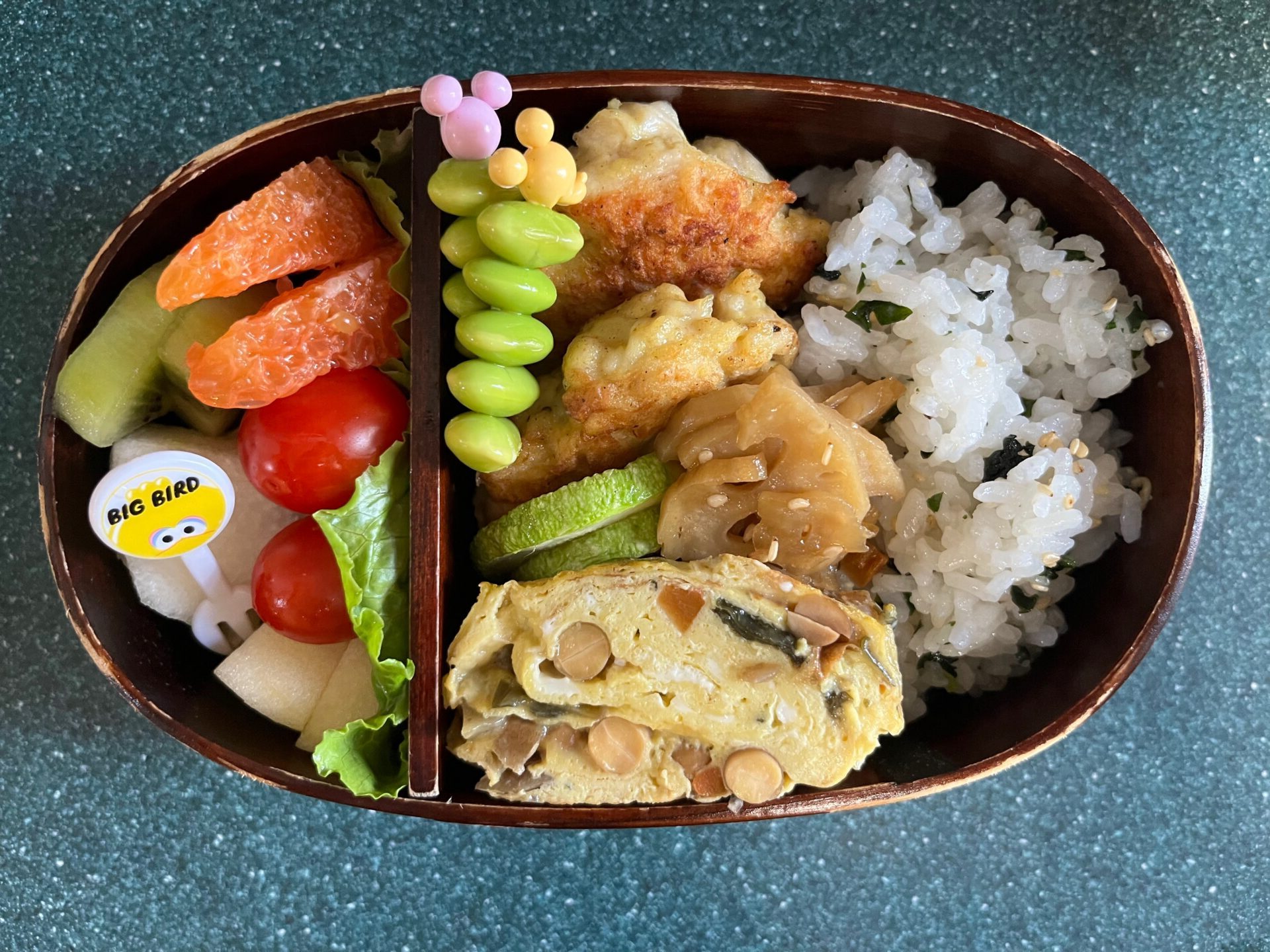 今日のお弁当(9/4)
メインはチキンナゲットでした