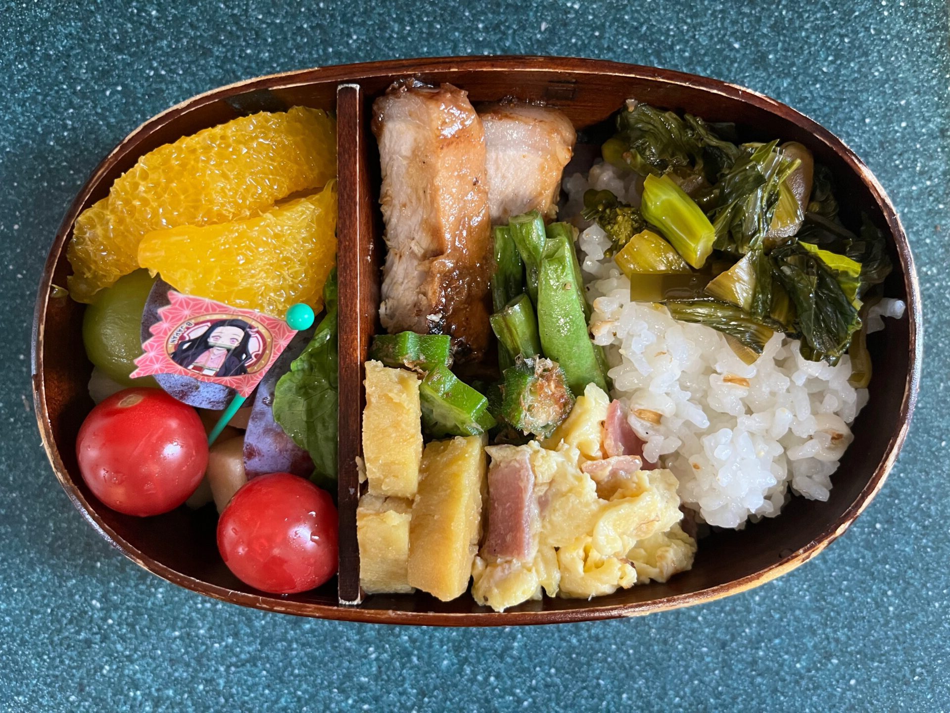 今日のお弁当(9/17)
メインは豚肉の奈良漬床&味噌漬けでした