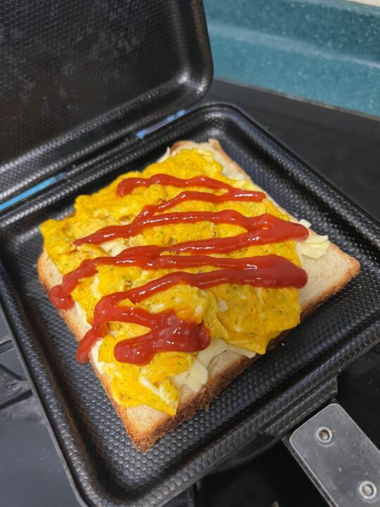 たまごホットサンド