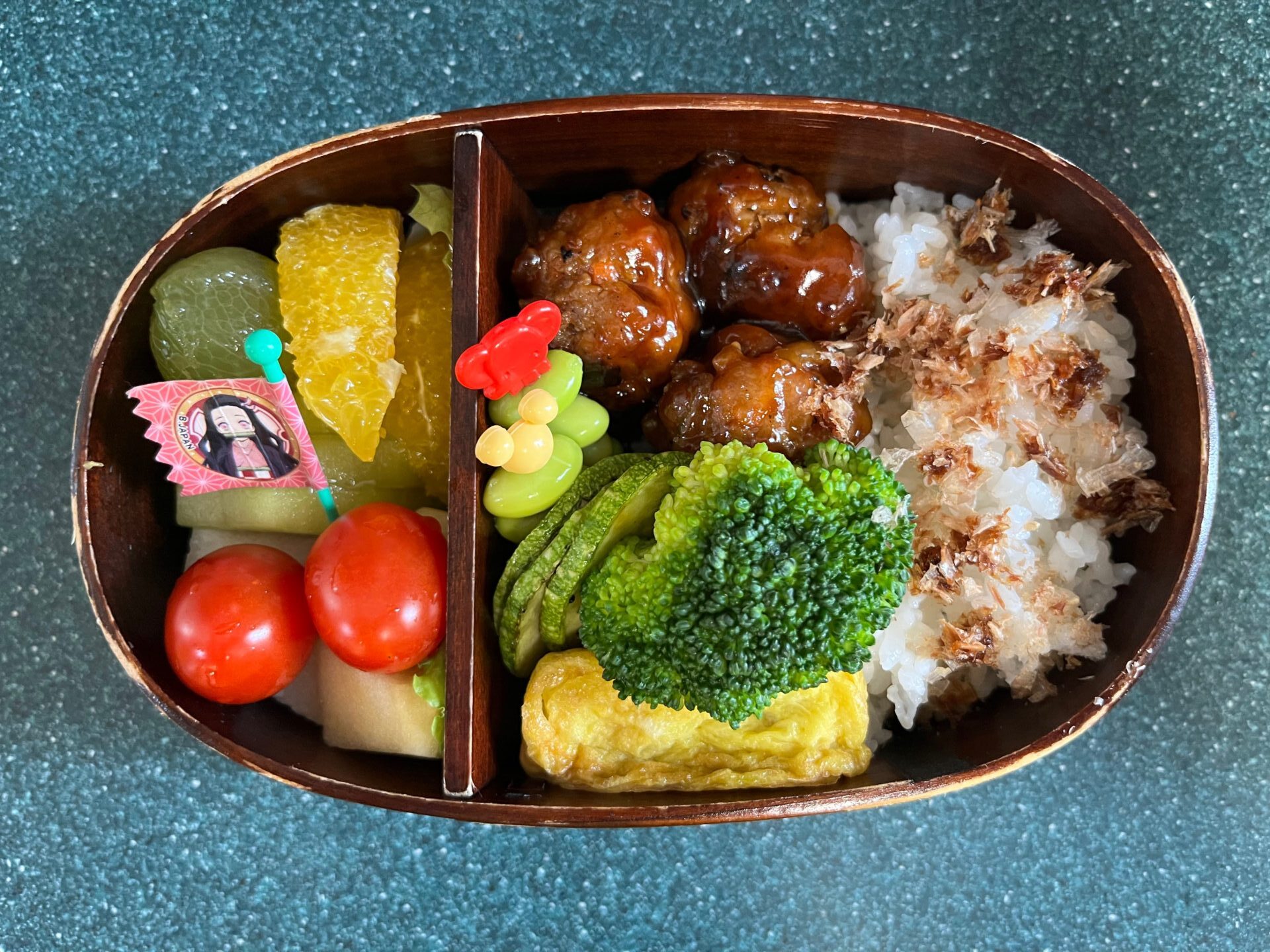 今日のお弁当(9/29)
メインはミートボールでした