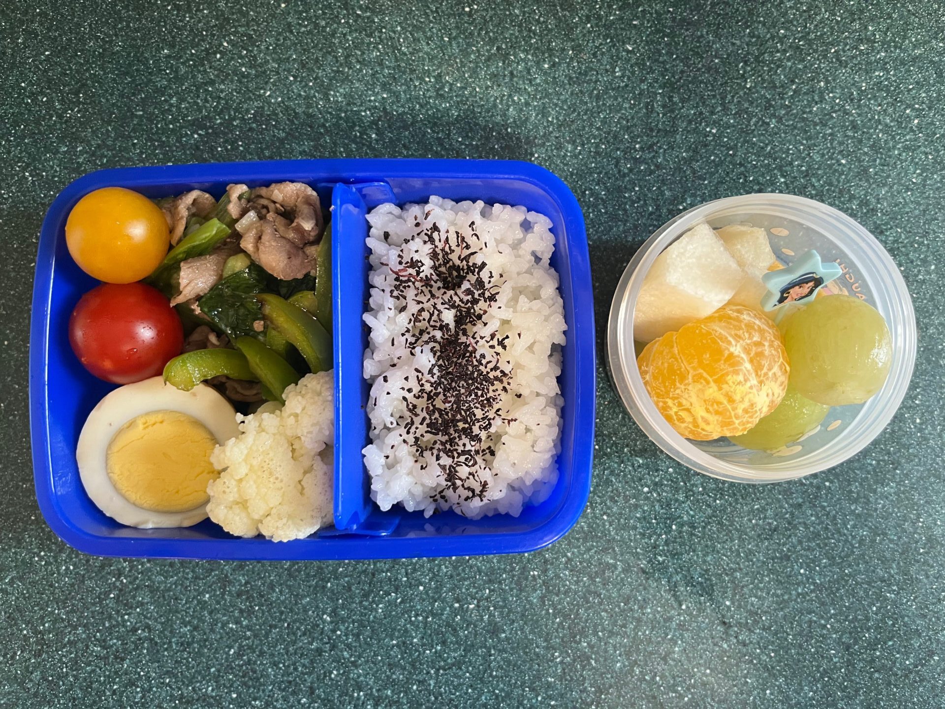 今日のお弁当(10/13)
メインは豚肉と野菜の蝦醬炒めでした