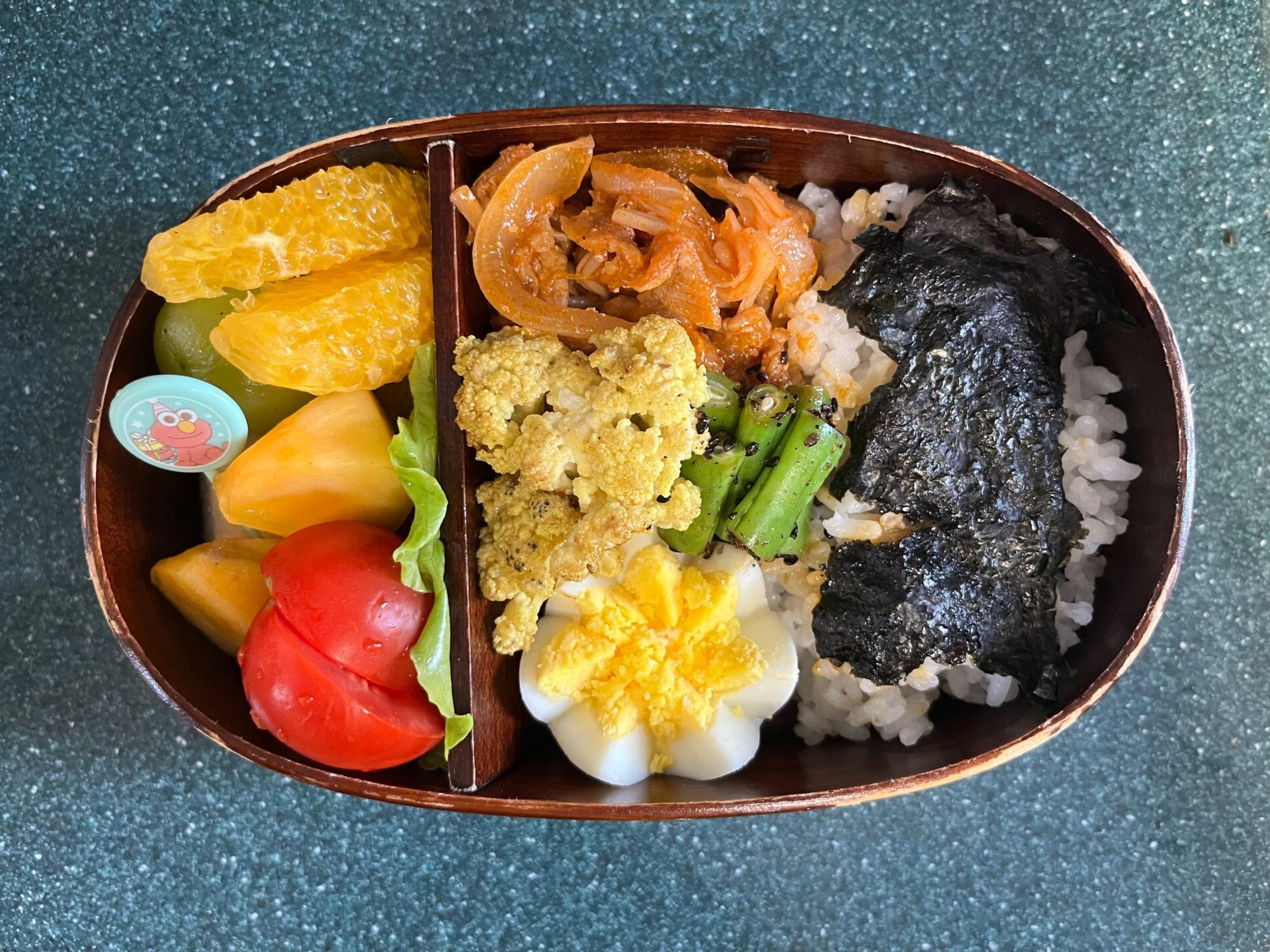 今日のお弁当(10/21)
メインはポークチャップでした