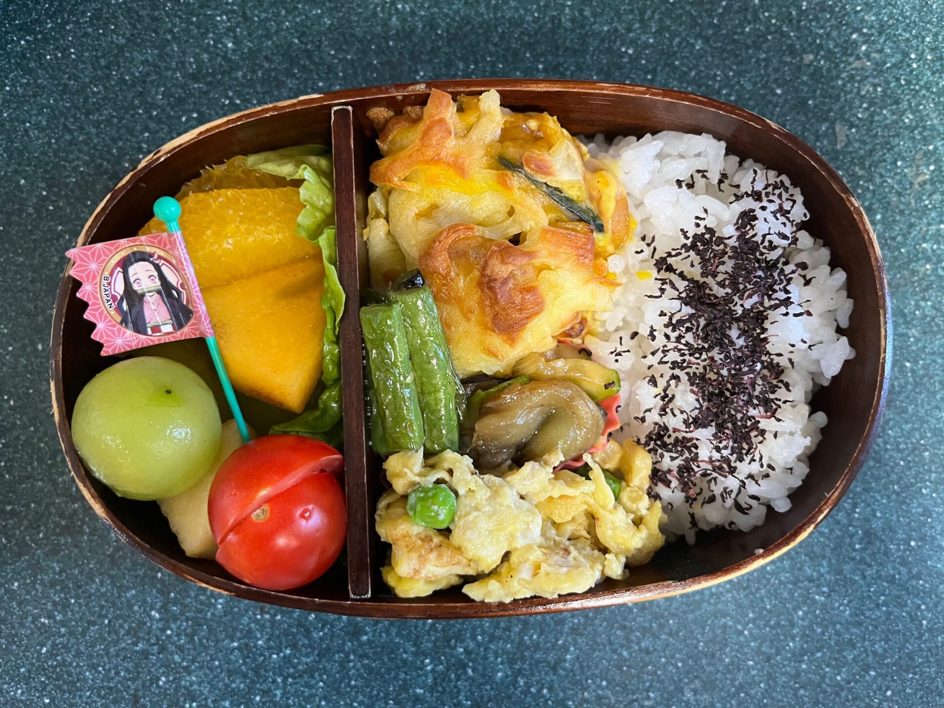 今日のお弁当(10/24)
メインはカボチャとソーセージのシーフードグラタンでした