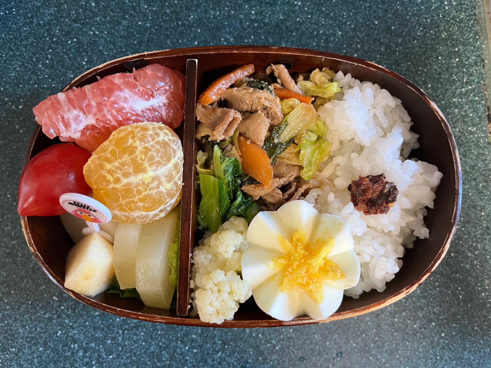今日のお弁当(11/5)
メインは豚肉と野菜の味噌炒めでした