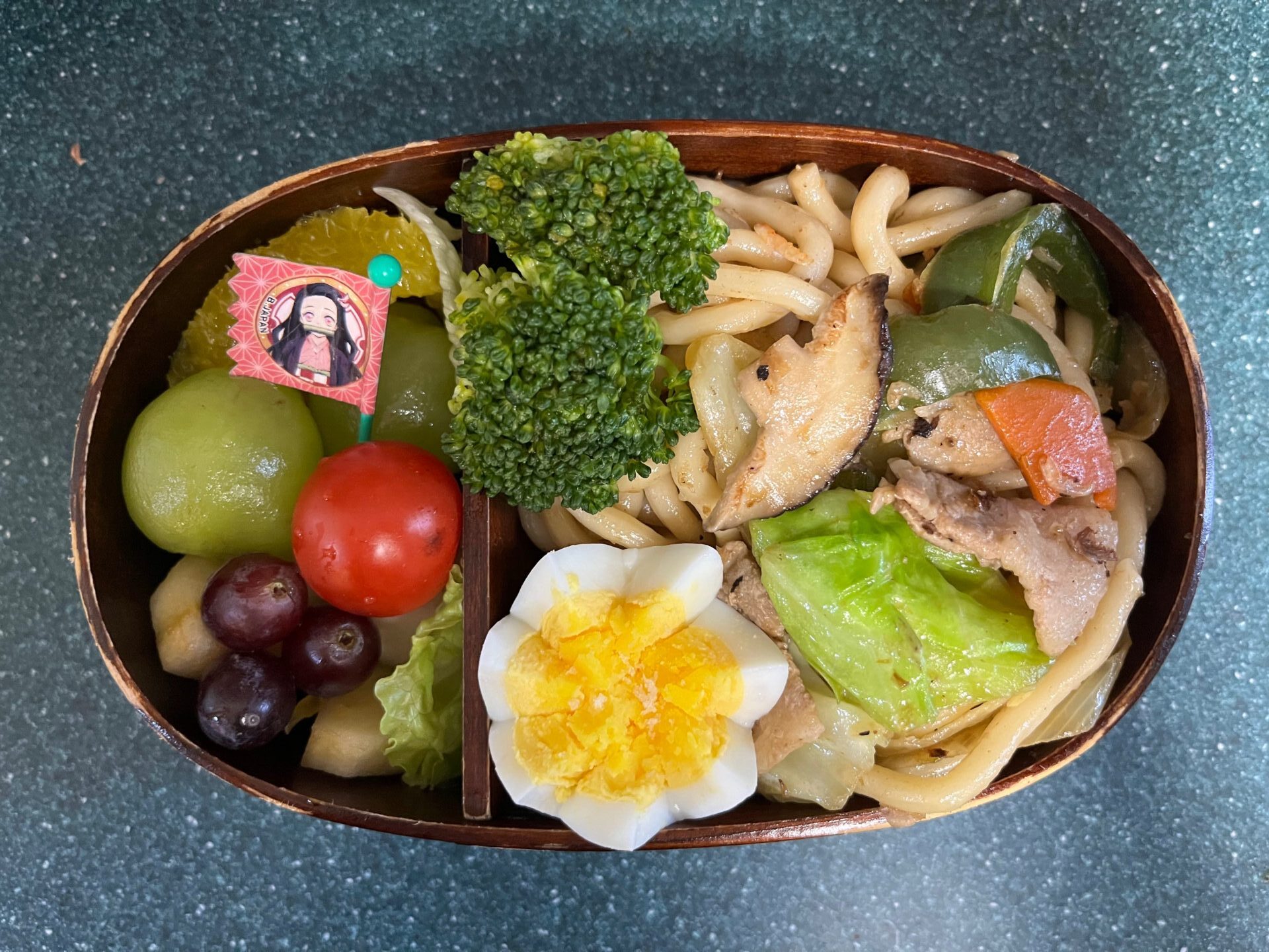 今日のお弁当(11/20)
焼きうどんでした