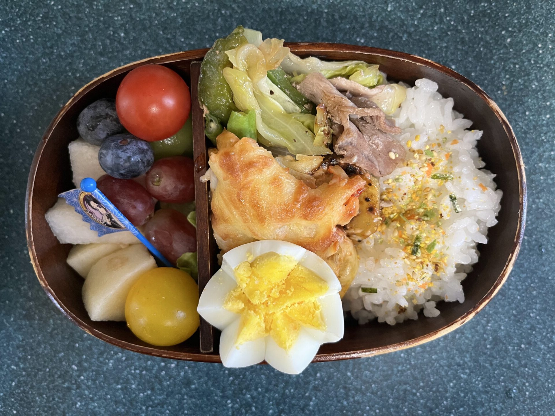 今日のお弁当(11/27)
メインは豚肉と野菜の蝦醬炒めでした