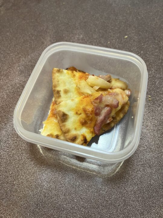 11/24おやつ、ピザ