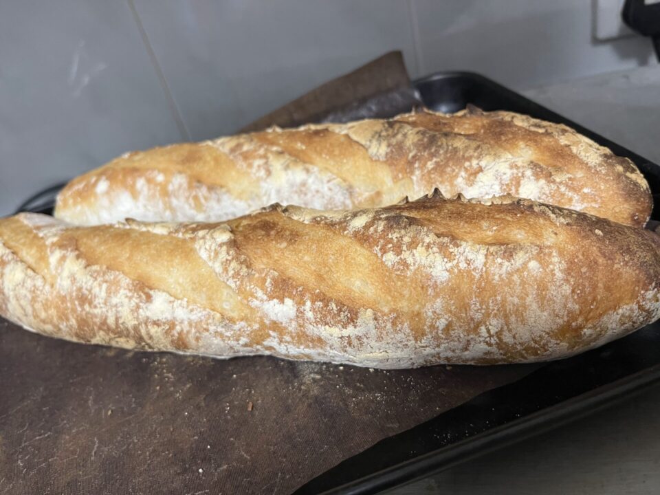 バゲットを焼きました
