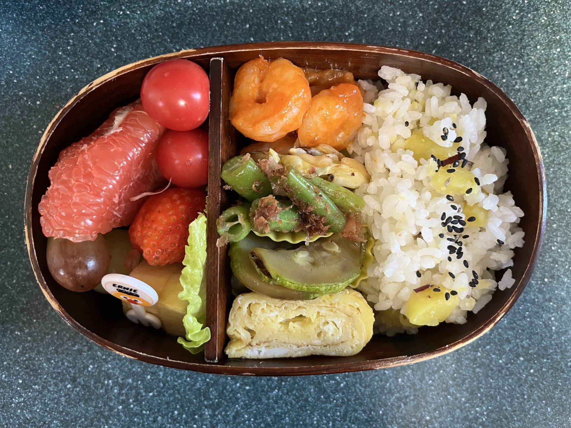 今日のお弁当(12/17)
メインはエビのケチャップマヨ炒めでした