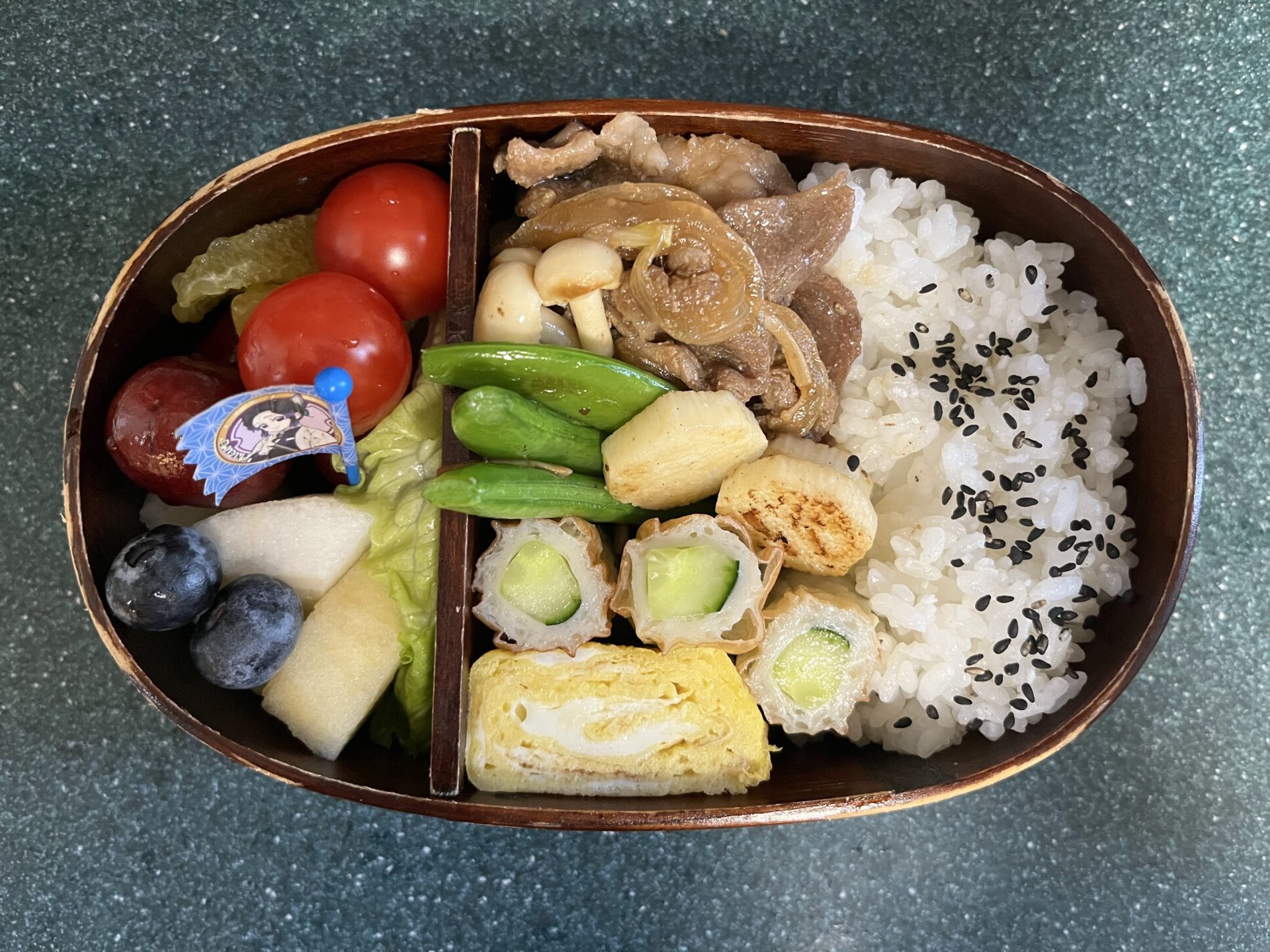 今日のお弁当(1/13)
メインは豚肉の生姜焼きでした