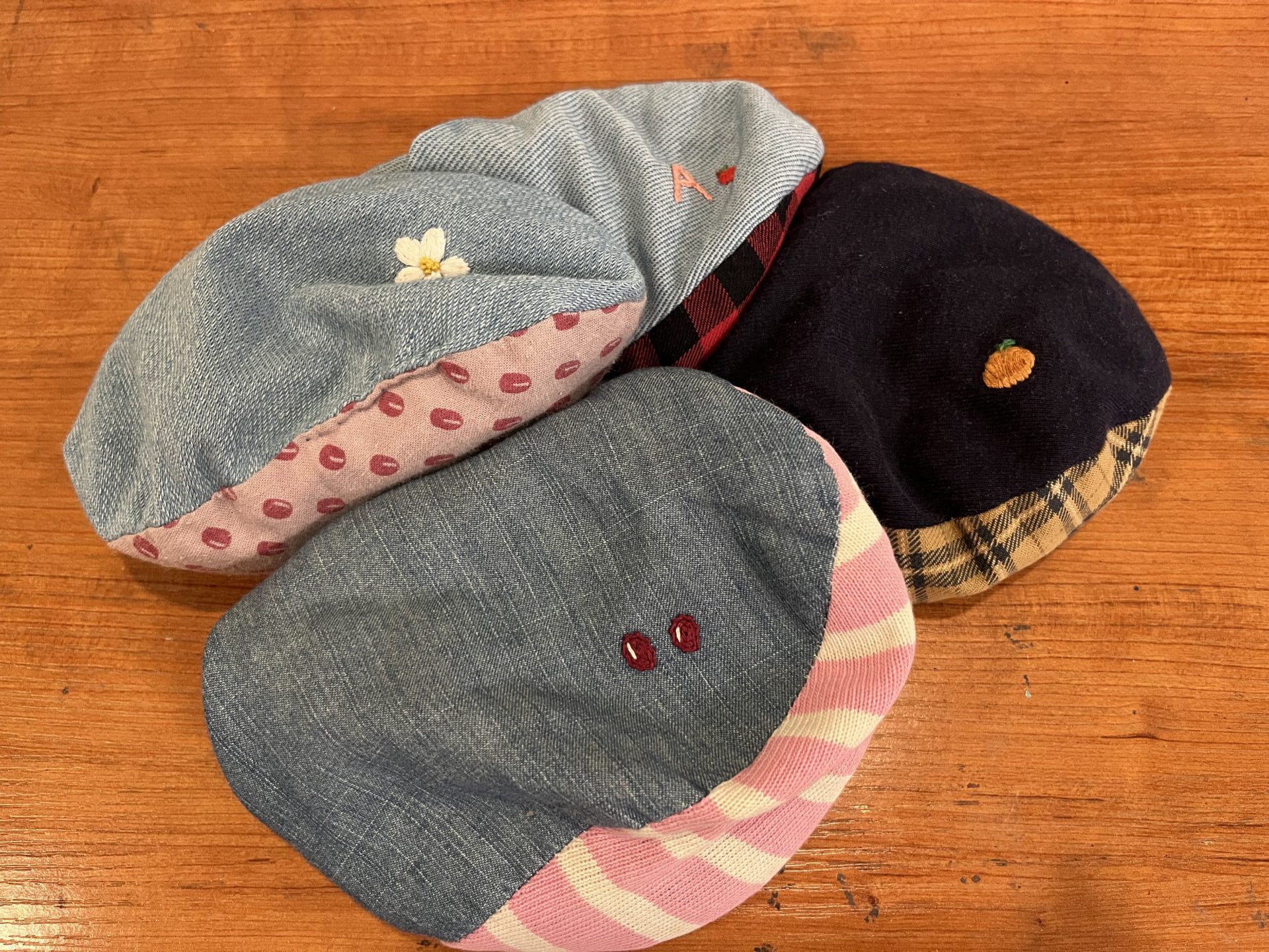 我が家の小豆カイロ。母と娘3人のもの。