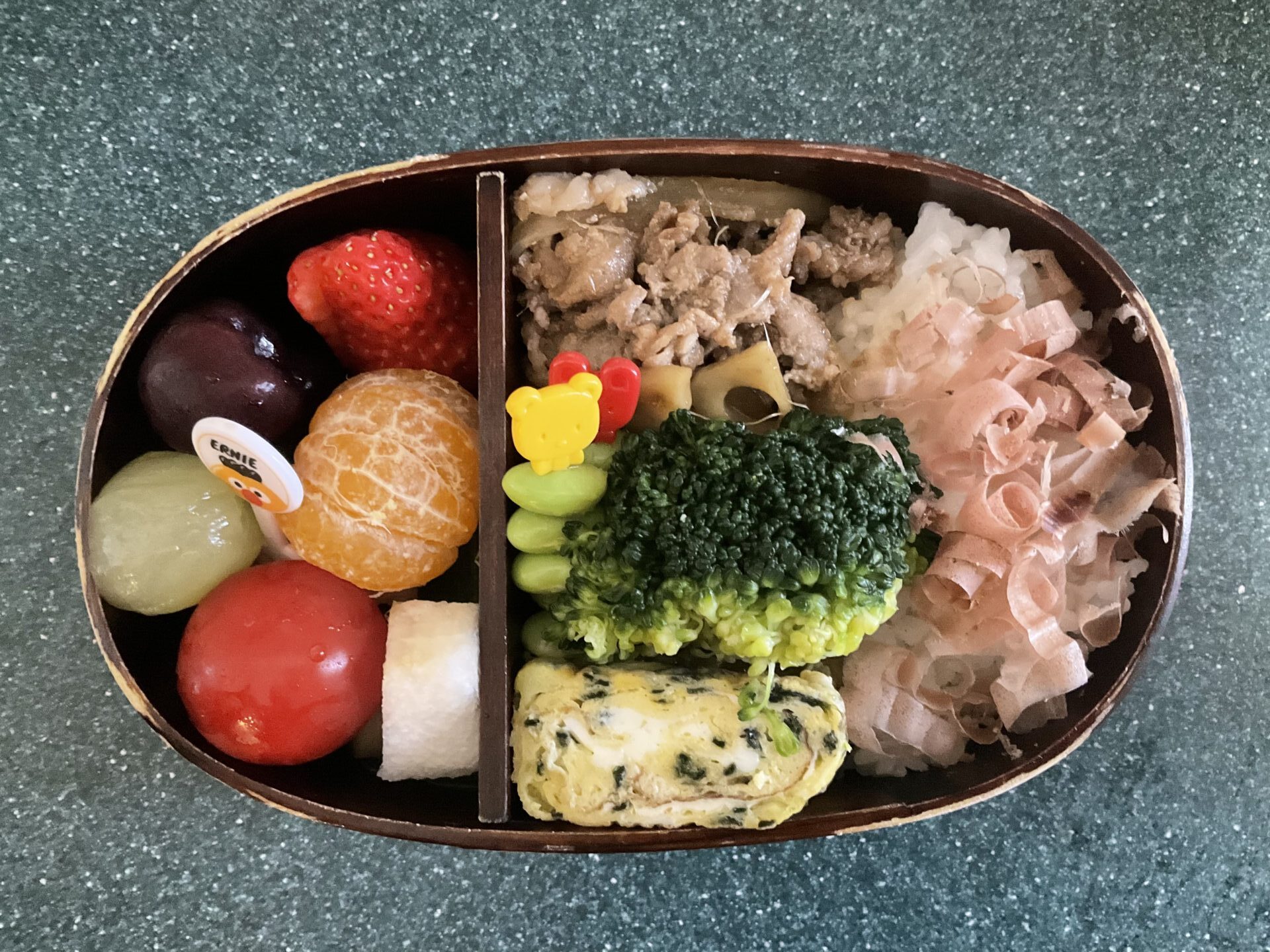 今日のお弁当(2/16)
メインは豚肉の生姜焼きでした