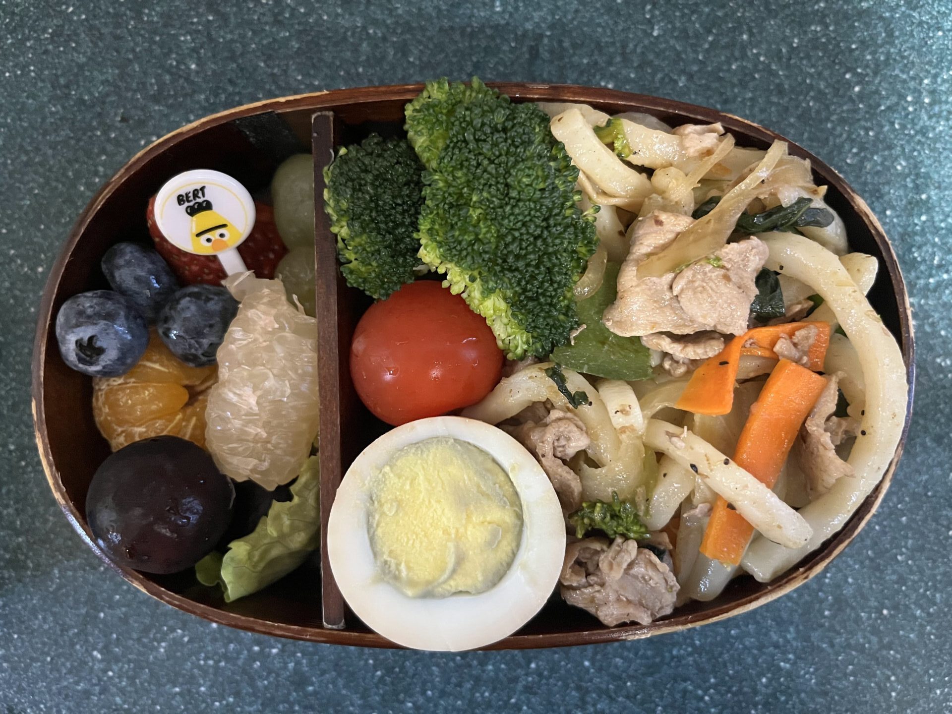 今日のお弁当(2/11)
焼きうどんでした