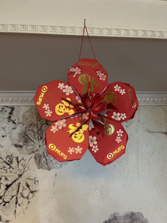 紅包袋で作った花