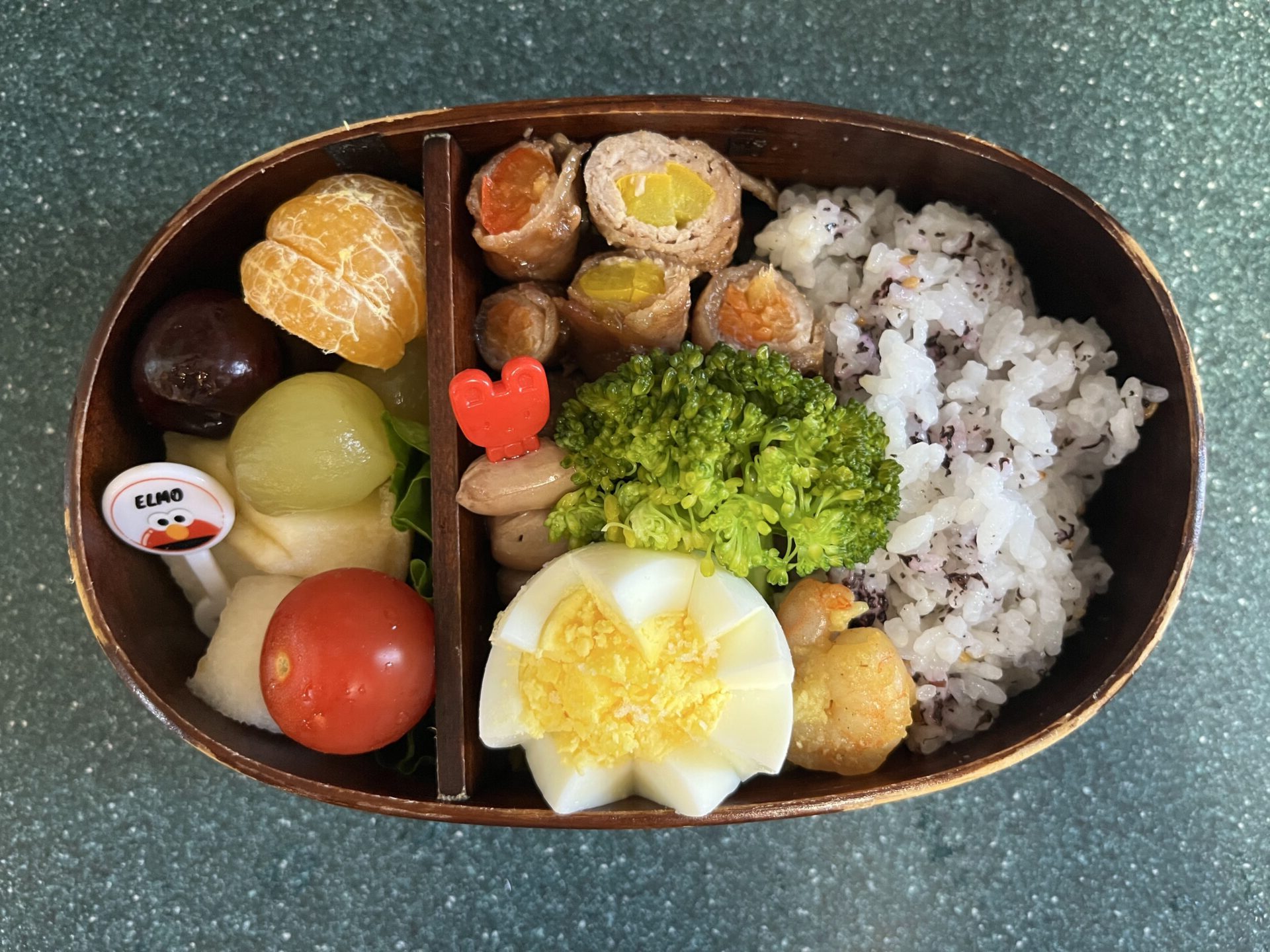 今日のお弁当
メインは野菜のぶたぶ