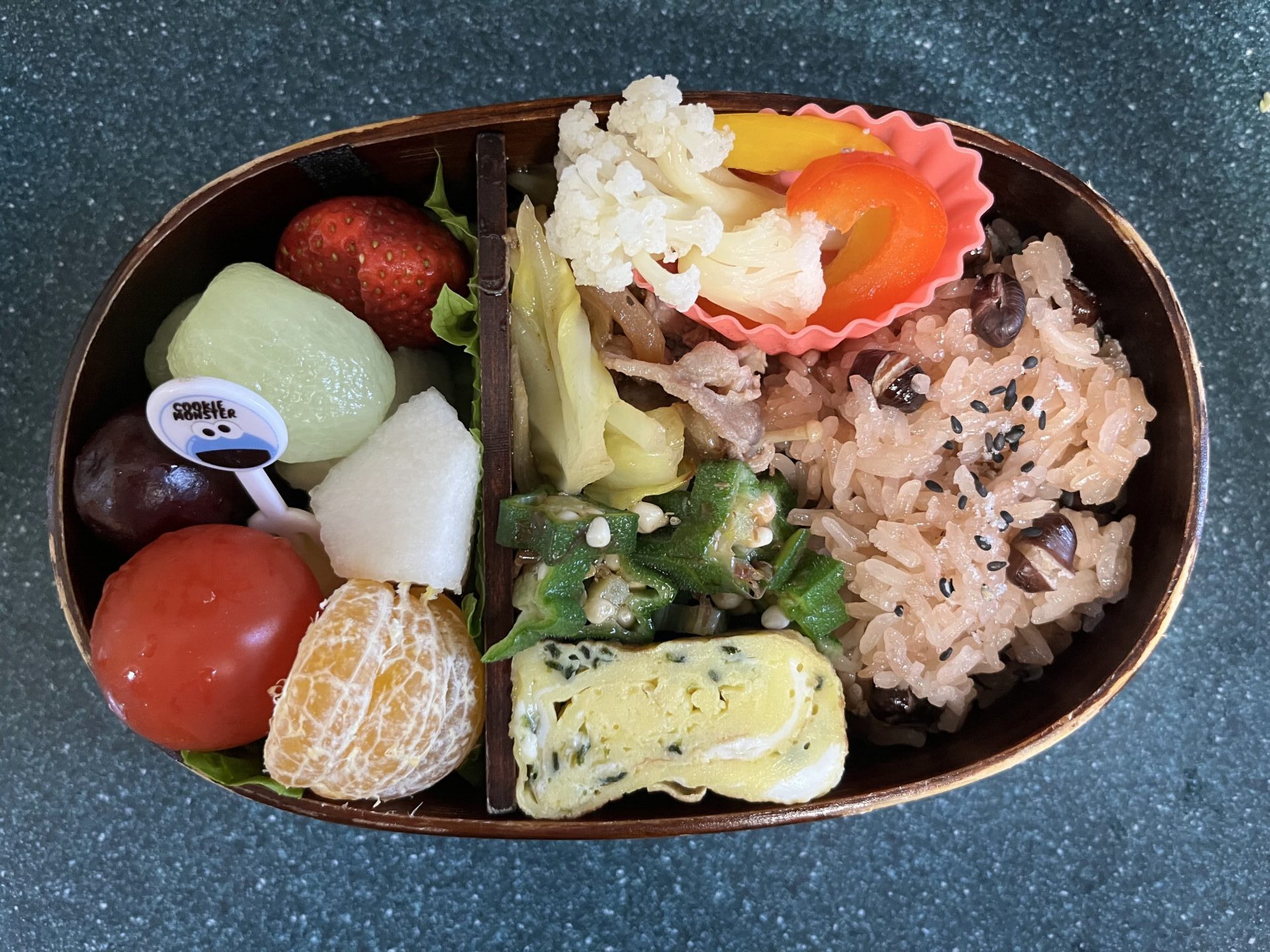 今日のお弁当(2/25)
メインは豚肉とキャベツの蝦醬炒めでした