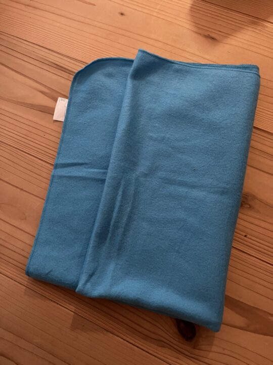 薄手のフリース