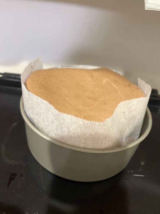 薄力粉を入れ忘れたスポンジ