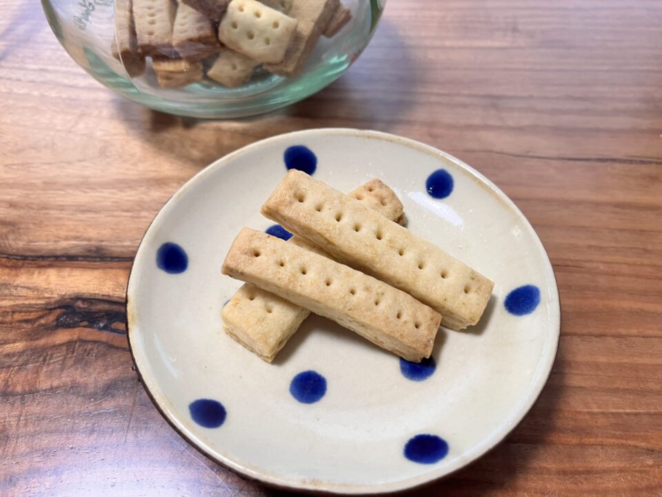 素朴なお菓子、レモンショートブレッド